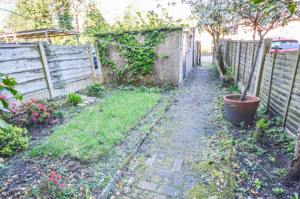 2 bedroom terraced house for sale in Moss Lane, Timperley, Altrincham, WA15