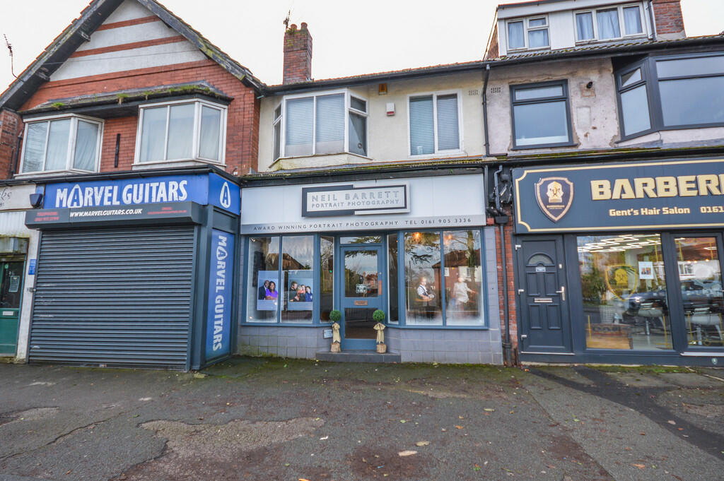 High street retail property for sale in Park Road, Timperley, WA15