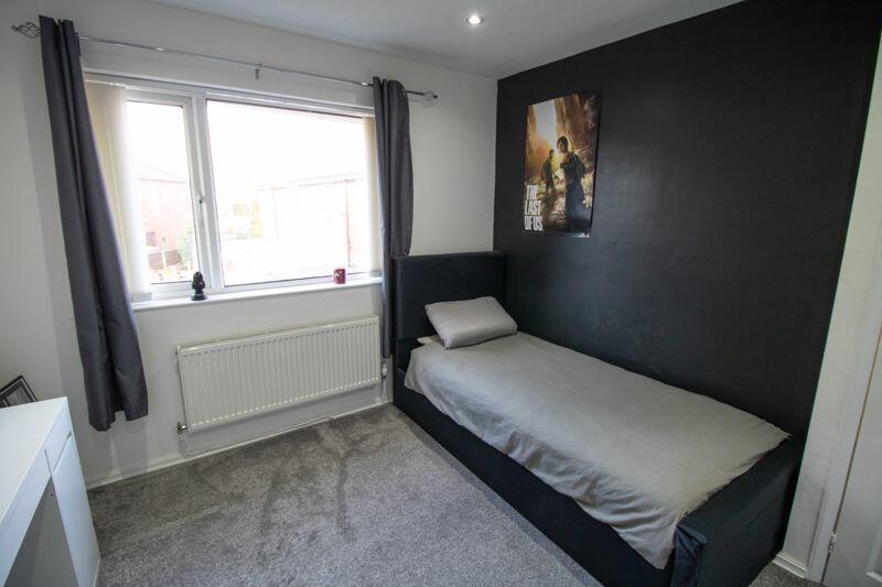 Additional property image - Holcombe Crescent, Kearsley, Bolton, BL4 8JX