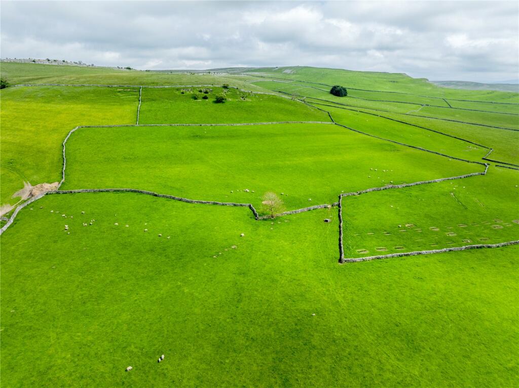 Additional property image - Stoney Head Hall Farm, Sunbiggin, Penrith