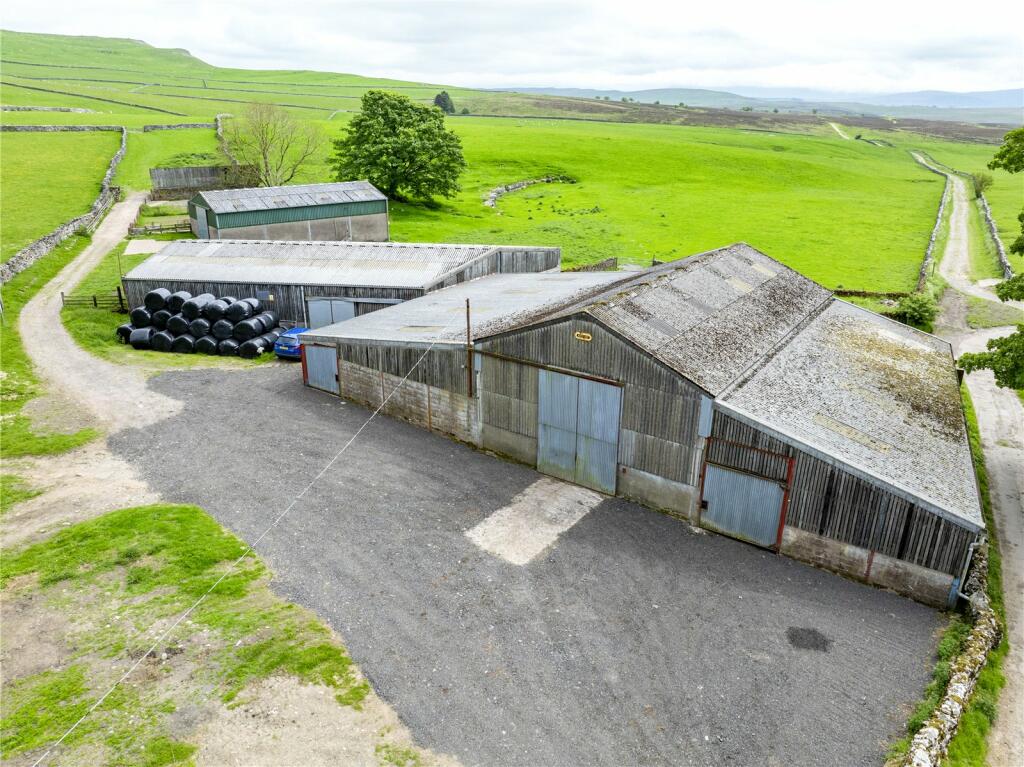Additional property image - Stoney Head Hall Farm, Sunbiggin, Penrith