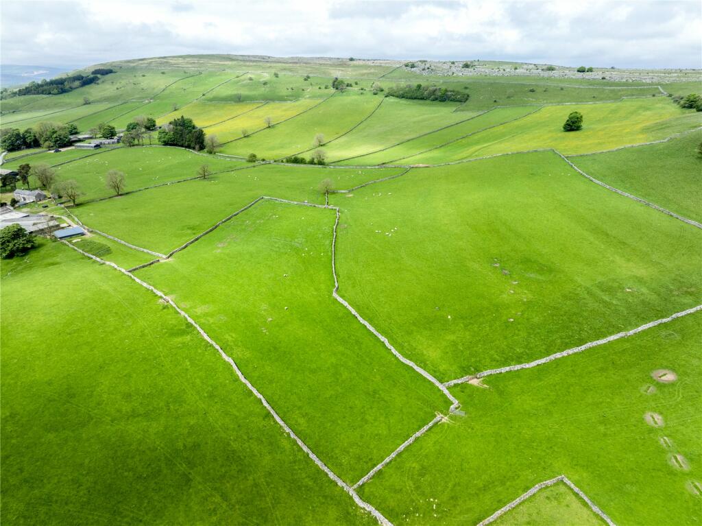 Additional property image - Stoney Head Hall Farm, Sunbiggin, Penrith