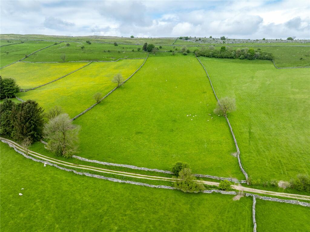 Additional property image - Stoney Head Hall Farm, Sunbiggin, Penrith