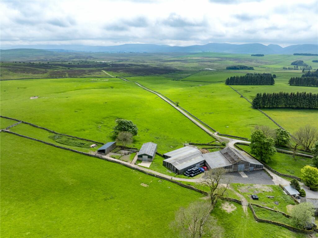 Additional property image - Stoney Head Hall Farm, Sunbiggin, Penrith