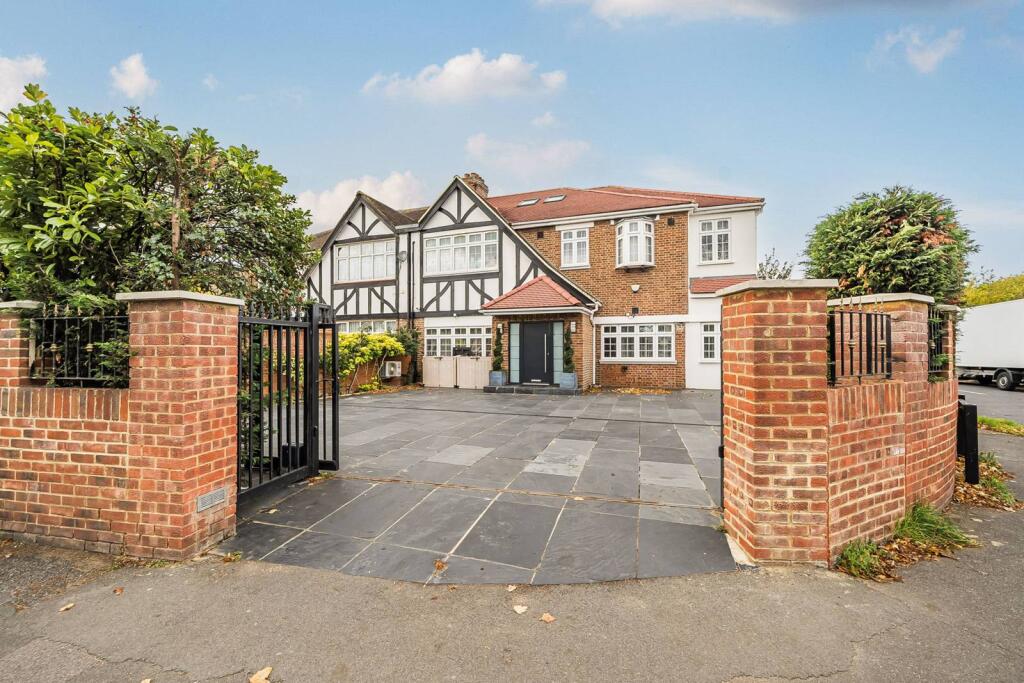 Main image of property: Malden Road, New Malden, KT3