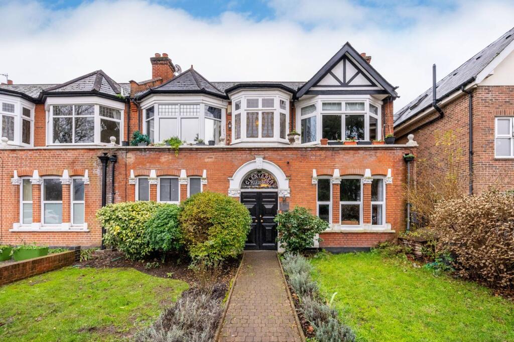 Main image of property: Kingston Road, New Malden, KT3