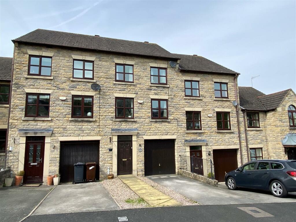 3 bedroom town house for sale in Mevril Springs Way, Whaley Bridge