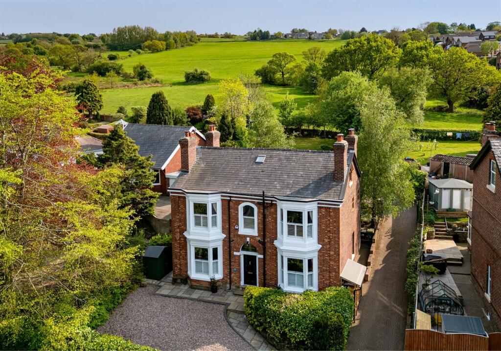 Main image of property: Buxton Road, Disley, Stockport