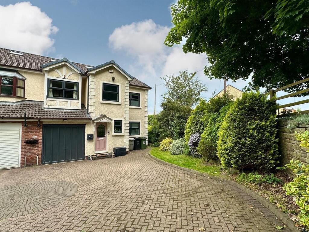 Main image of property: The Moorings, Disley, Stockport