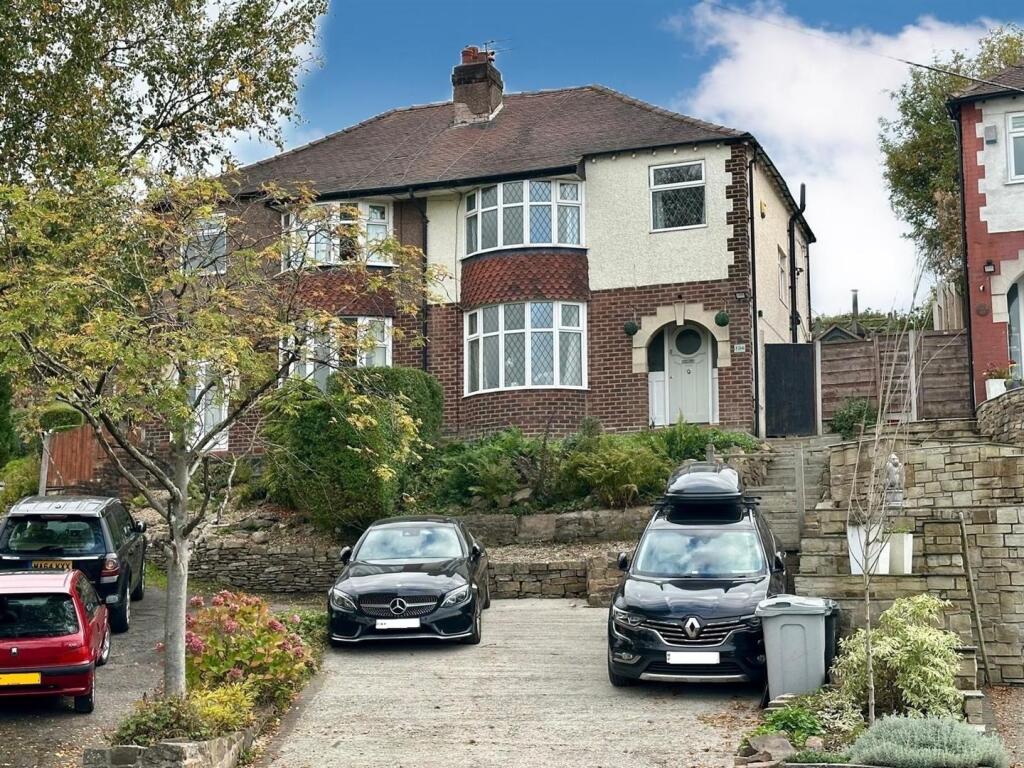 Main image of property: Buxton Road, Disley, Stockport