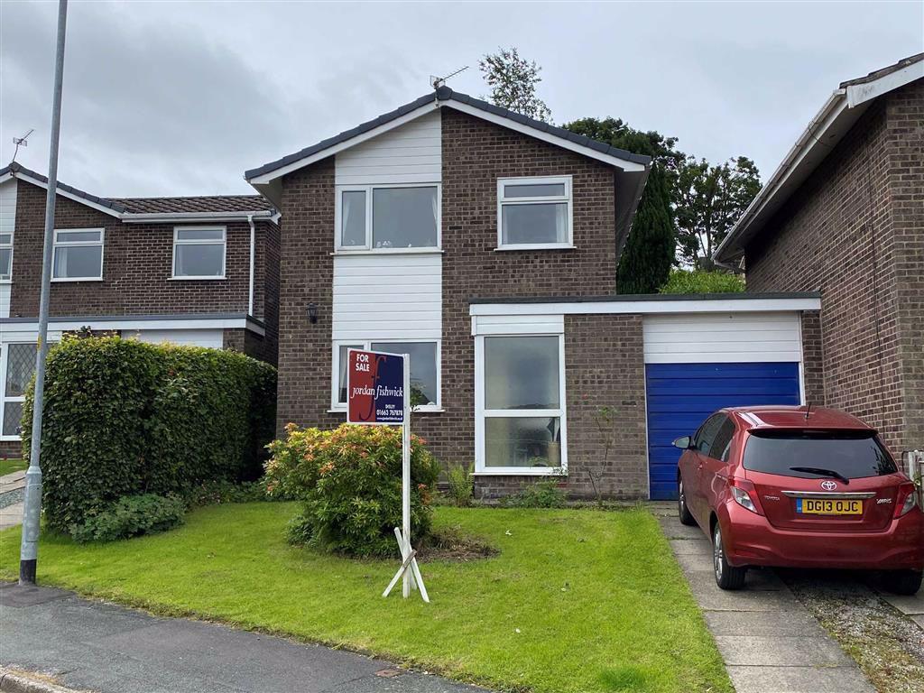 3 bedroom detached house for sale in Chantry Road, Disley, Stockport