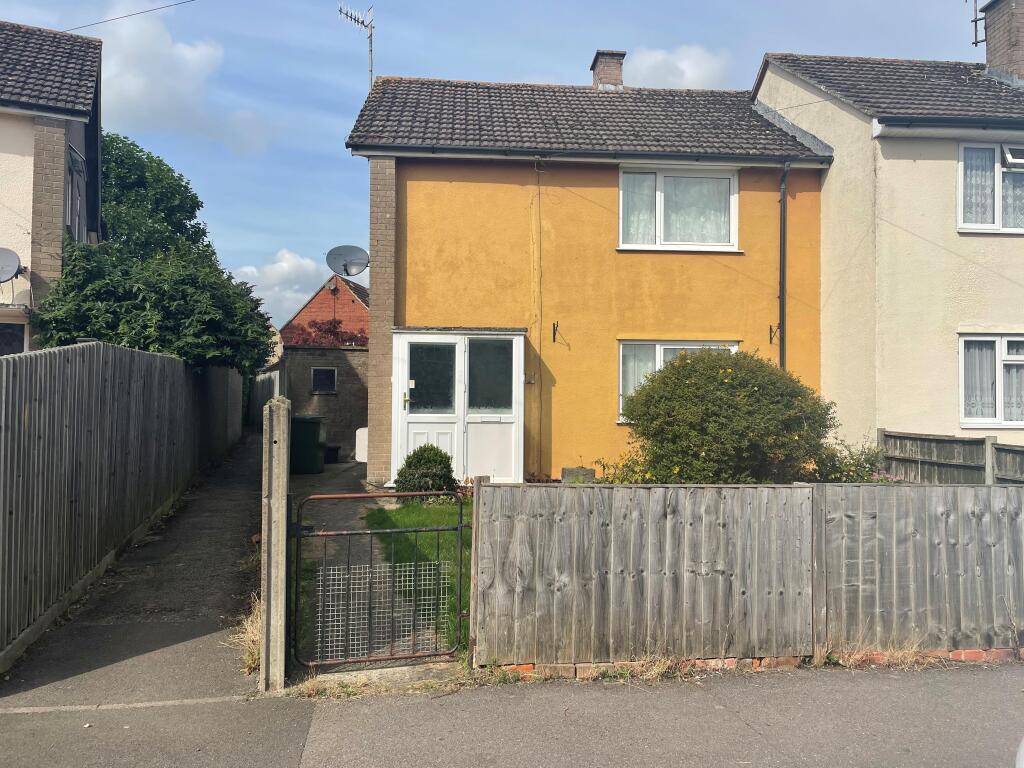 Main image of property: Newcroft Road, CALNE