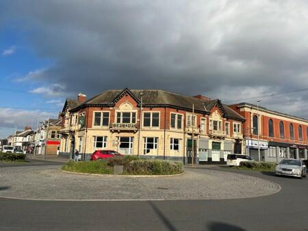 Main image of property: Royal Oak, 322 Lytham Road, Blackpool, North West, FY1