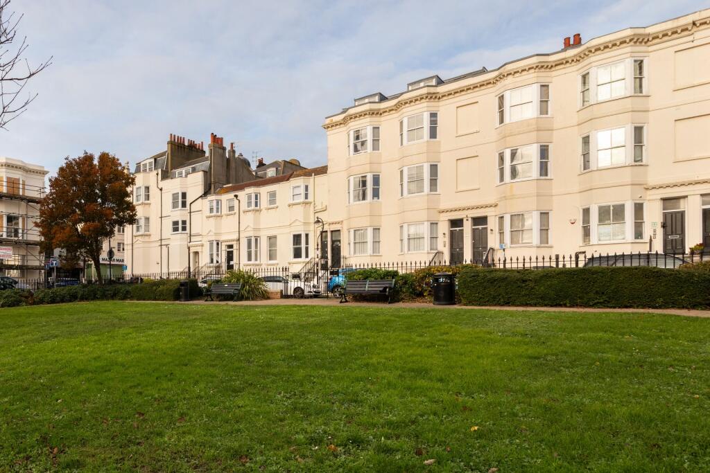 Additional property image - Clarence Square, Brighton