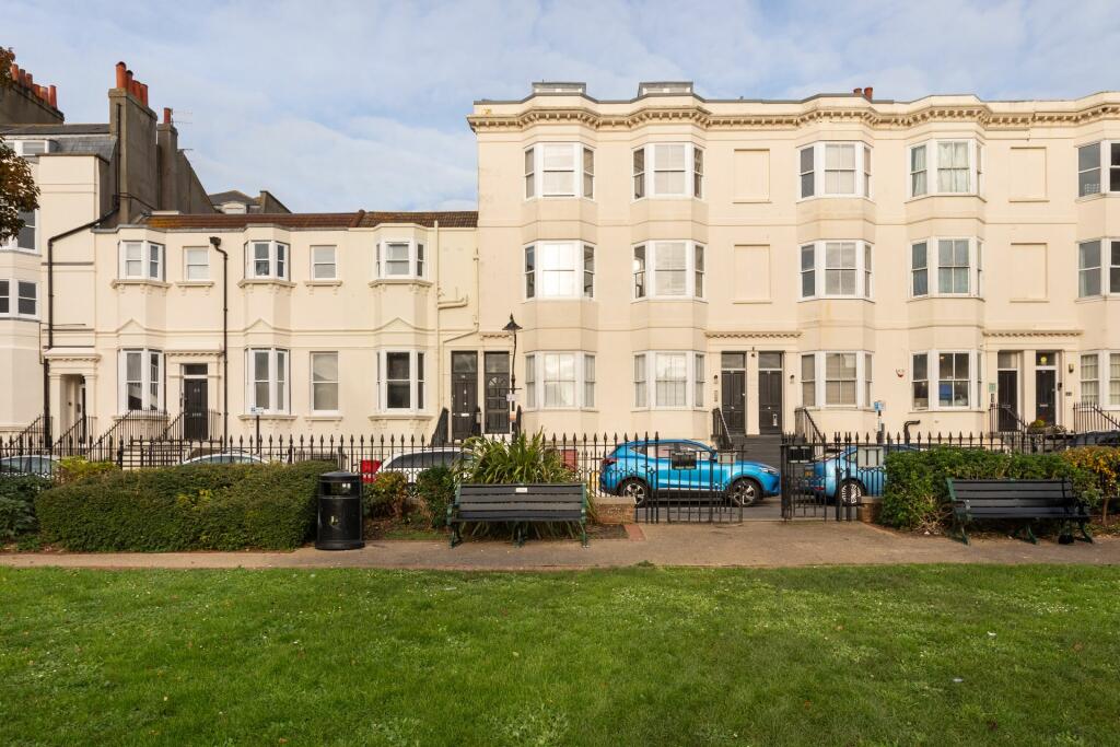 Additional property image - Clarence Square, Brighton