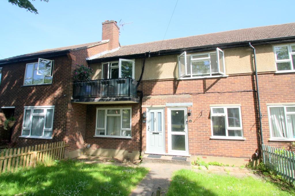 2 bedroom for rent in Green Lane, Shepperton, Middlesex, TW17