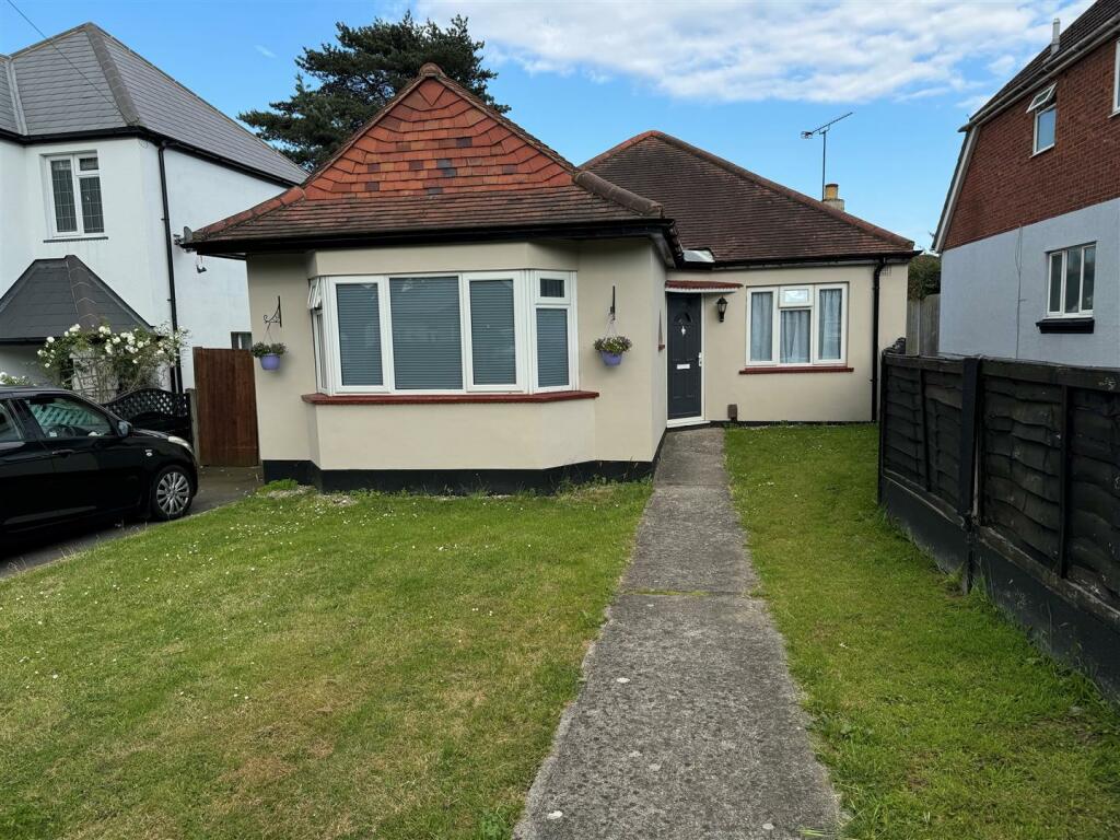 Main image of property: Westbourne Grove, Westcliff-On-Sea