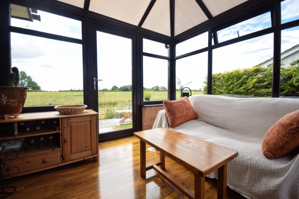 2 bedroom detached bungalow for sale in Main Street, Gayton Le Marsh, LN13