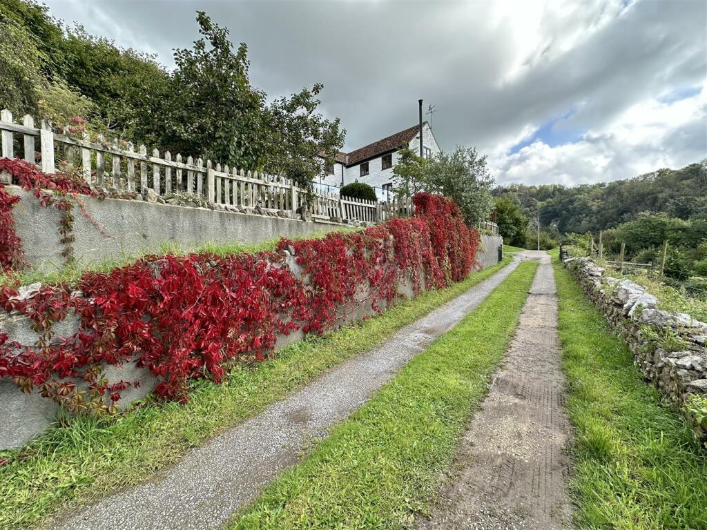 Additional property image - Tuttors Hill, Cheddar
