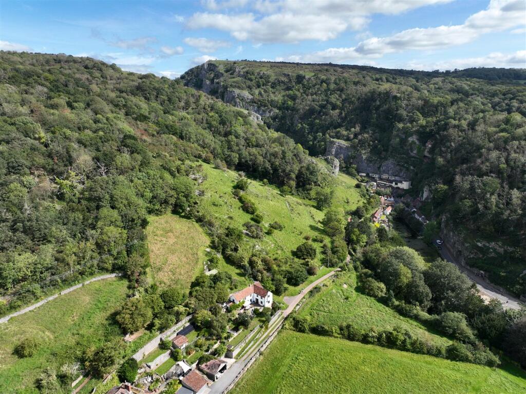 Additional property image - Tuttors Hill, Cheddar