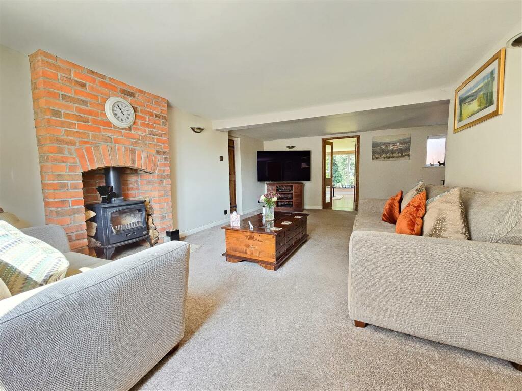 Additional property image - Bristol Road, Rooksbridge, Axbridge