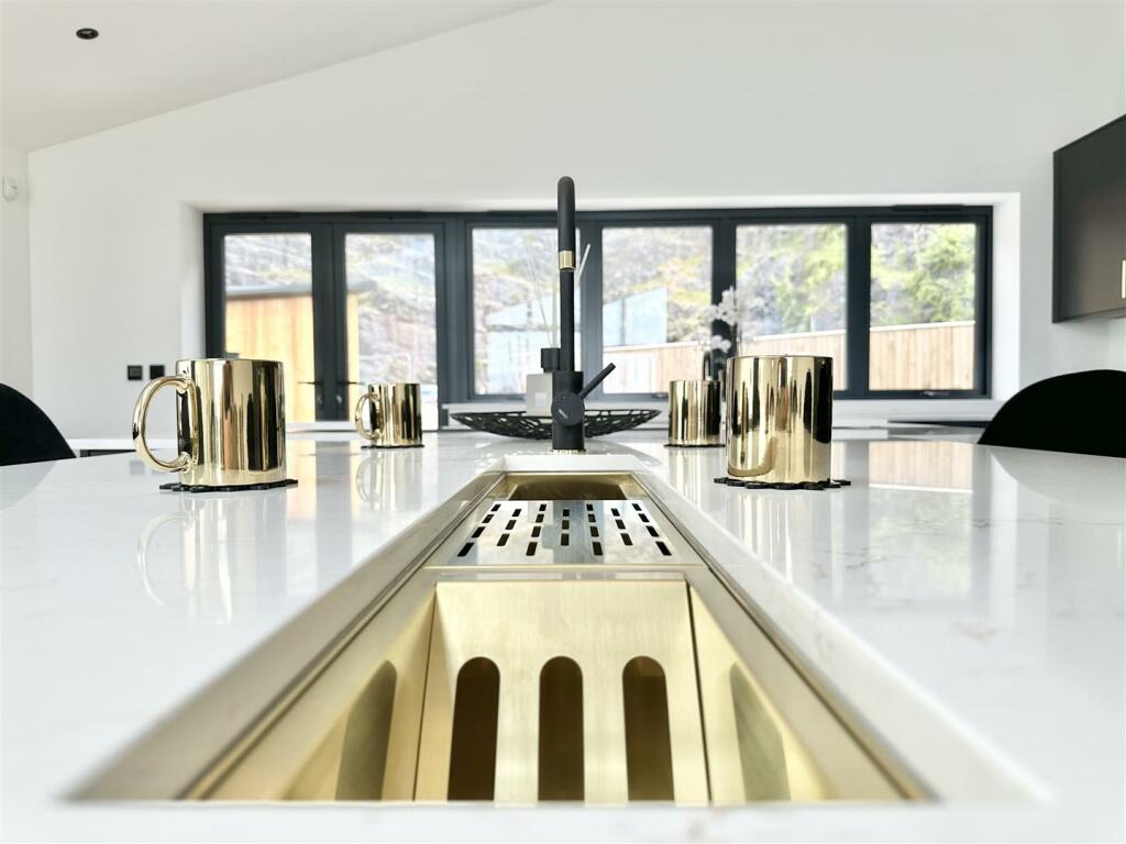 Additional property image - Valley View, Tuttors Hill, Cheddar