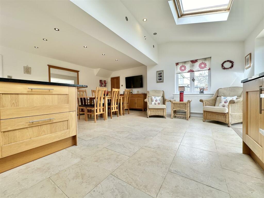 Additional property image - Mendip Lea Close, Draycott