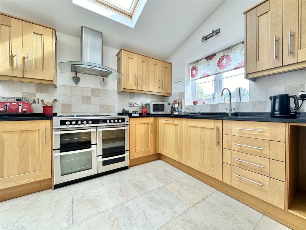 Additional property image - Mendip Lea Close, Draycott