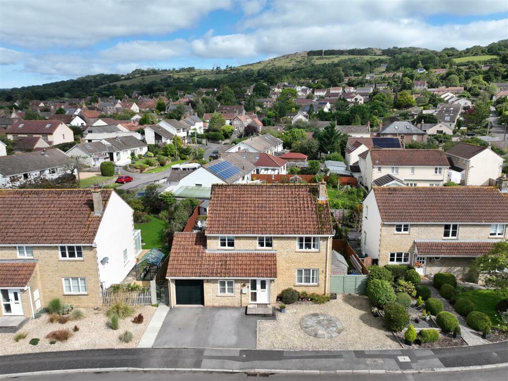 Additional property image - Mendip Lea Close, Draycott