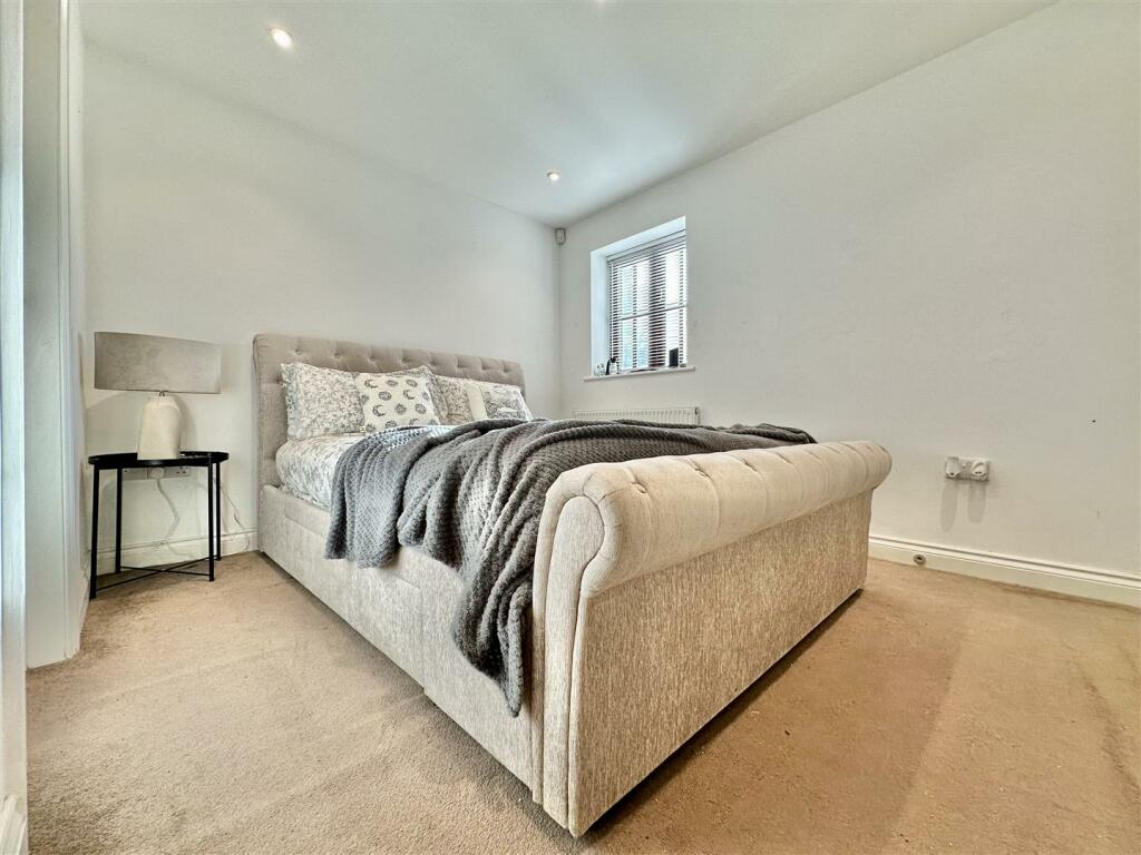 Additional property image - Twitchens Lane, Draycott