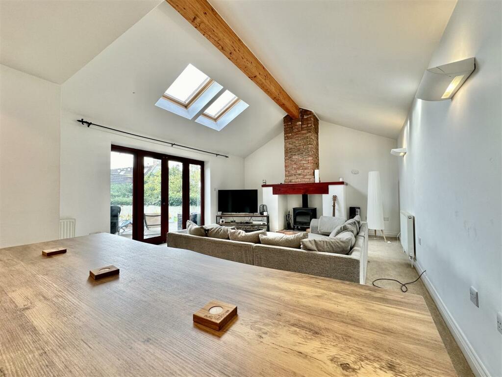 Additional property image - Twitchens Lane, Draycott