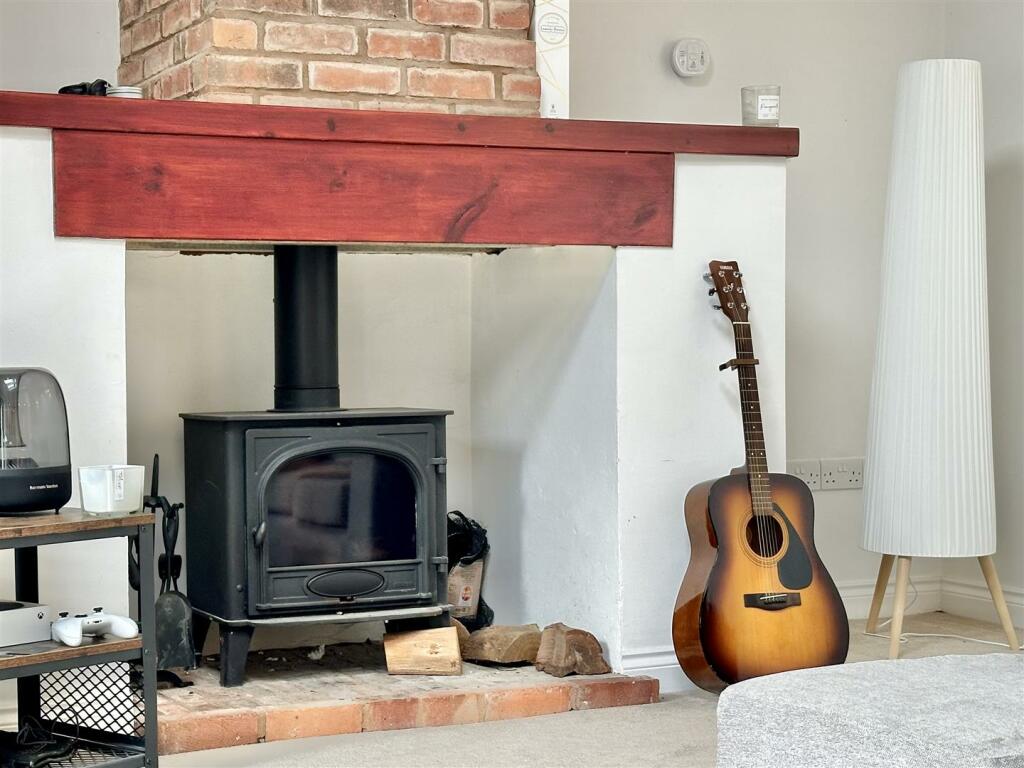 Additional property image - Twitchens Lane, Draycott
