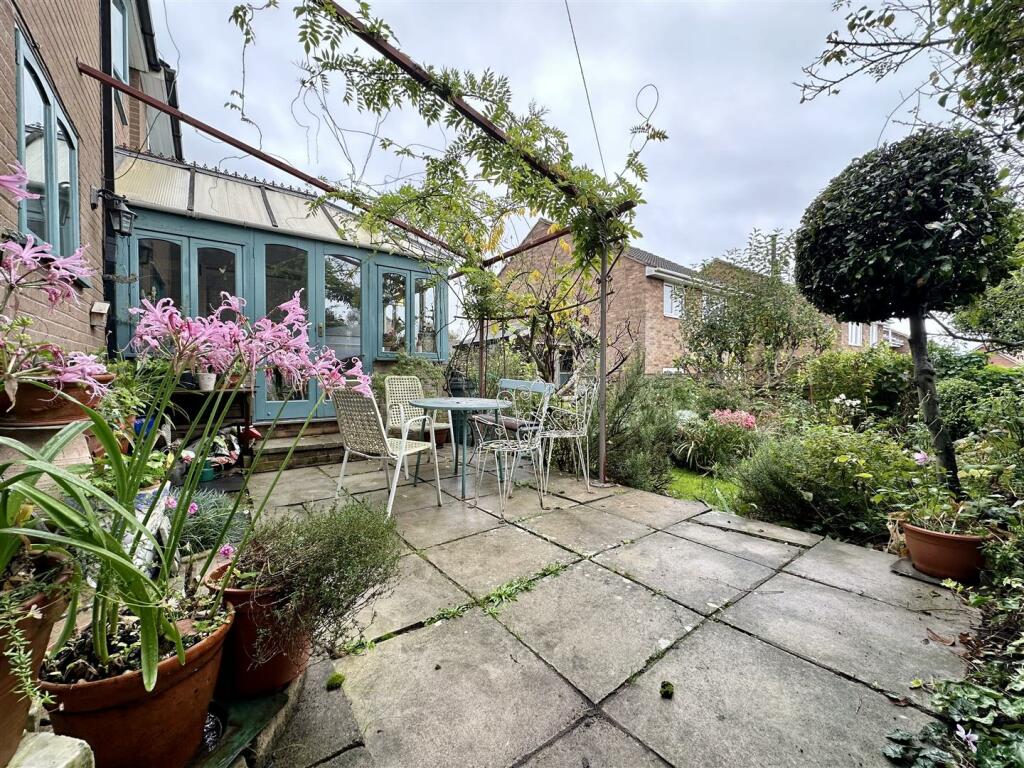 Additional property image - Starrs Close, Axbridge