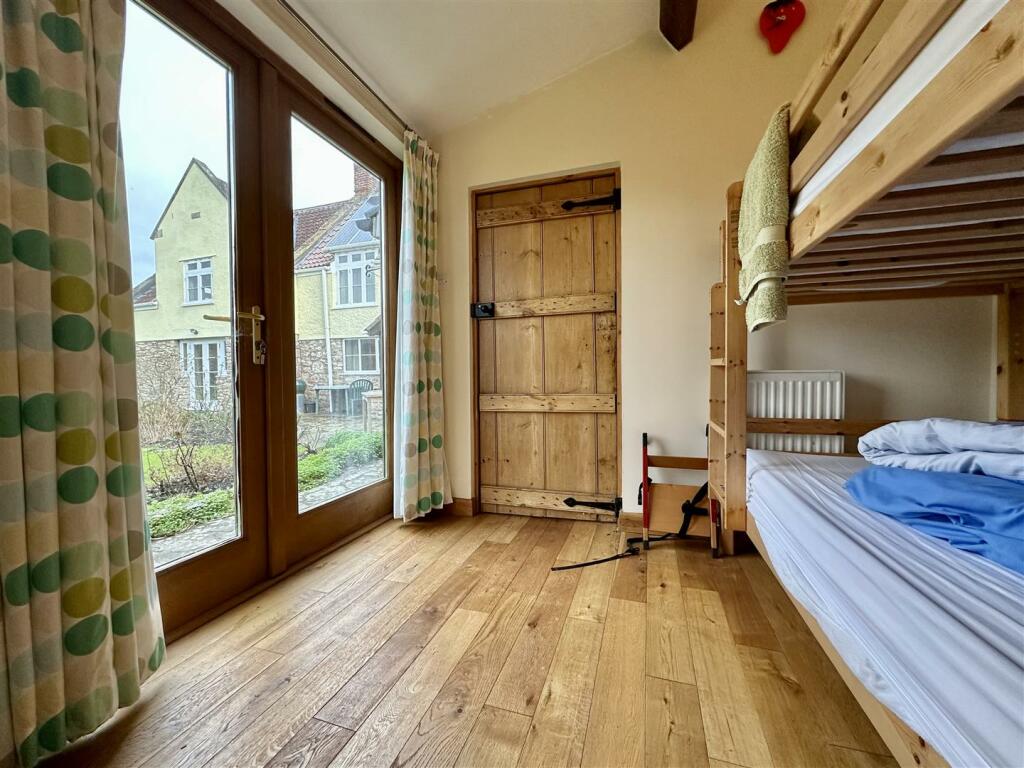 Additional property image - Townsend