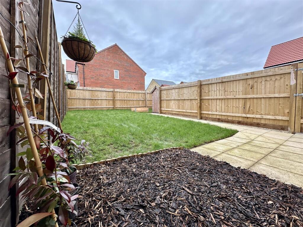 Additional property image - Curlew Way, Cheddar