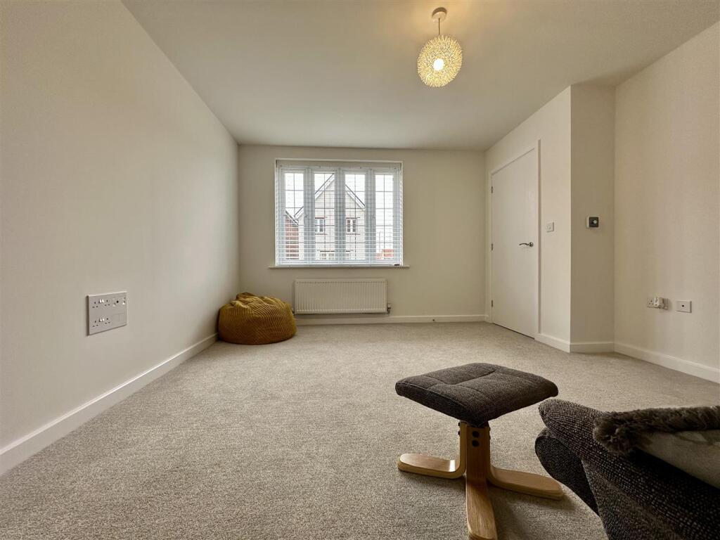 Additional property image - Curlew Way, Cheddar
