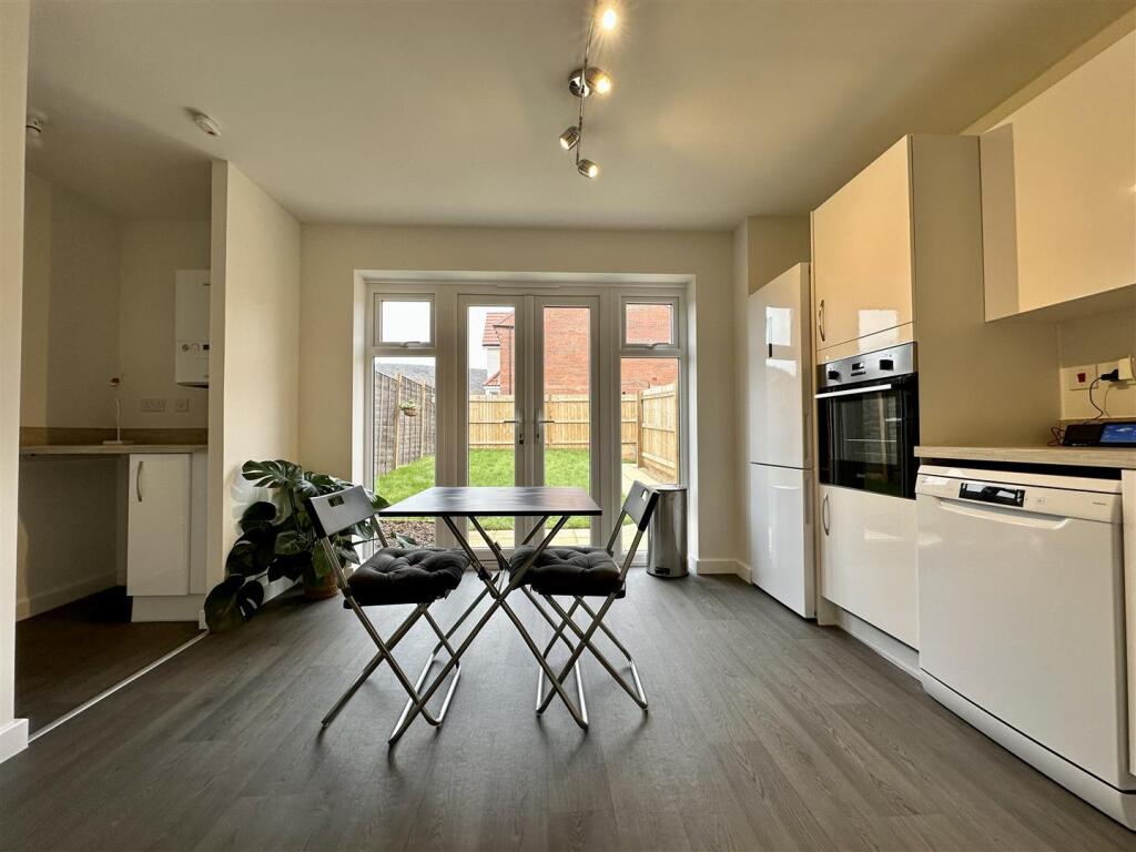 Additional property image - Curlew Way, Cheddar
