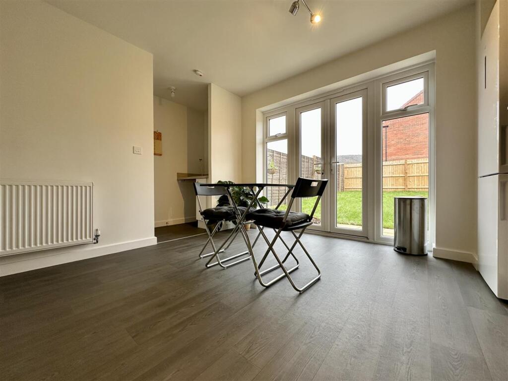 Additional property image - Curlew Way, Cheddar