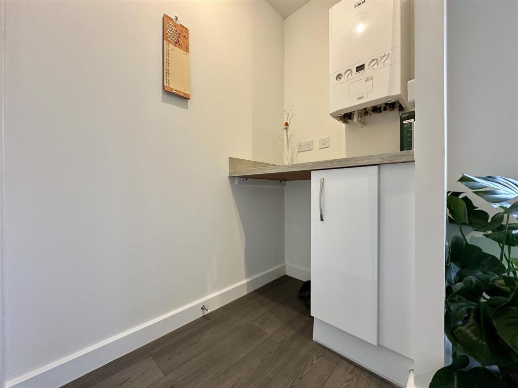 Additional property image - Curlew Way, Cheddar