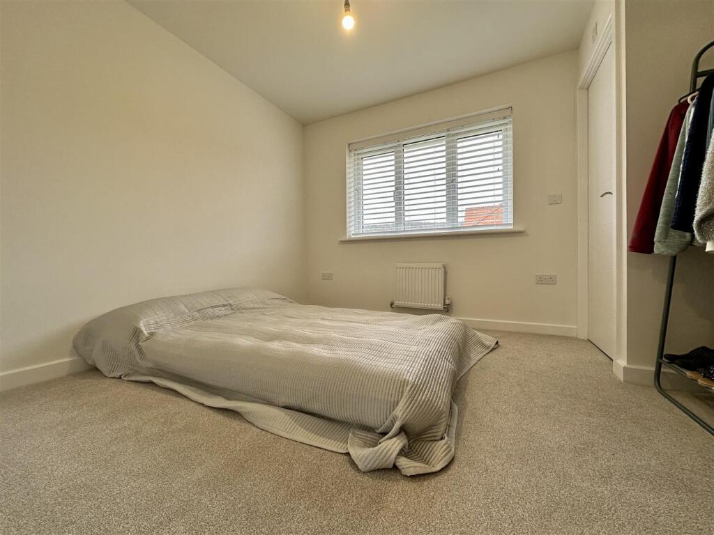 Additional property image - Curlew Way, Cheddar