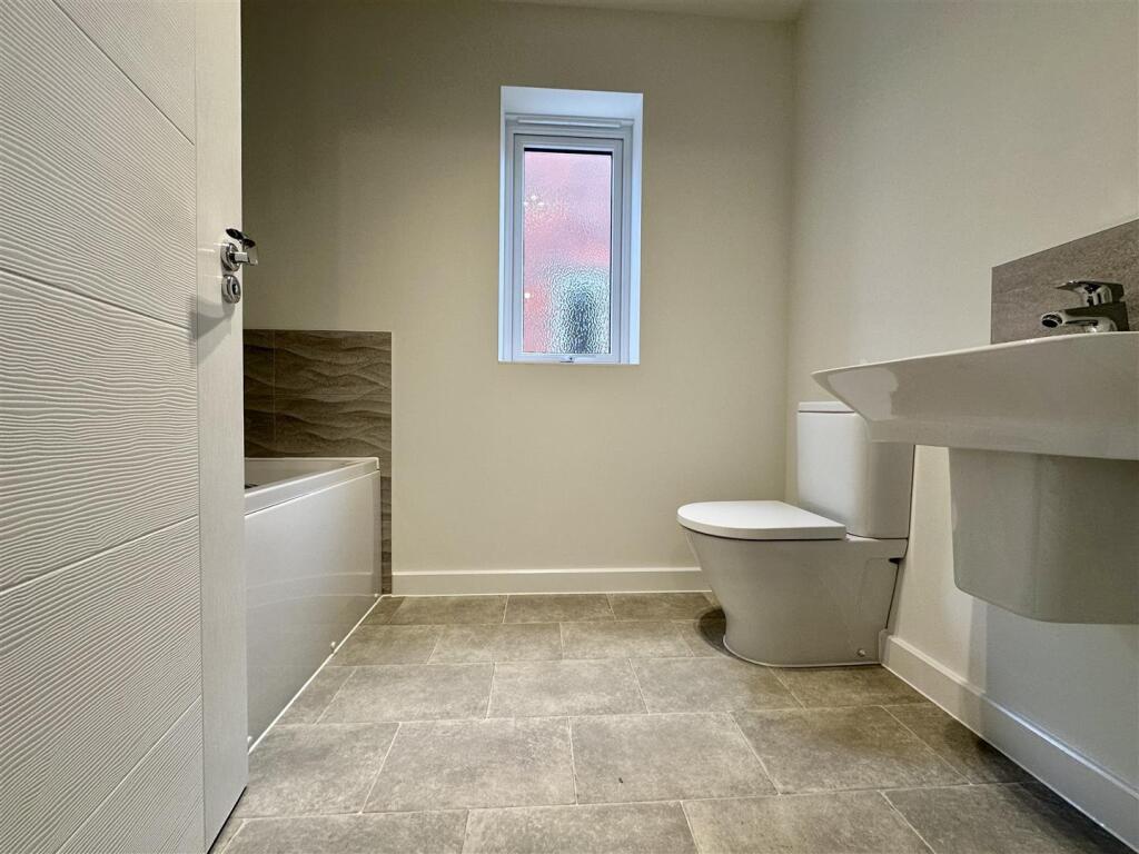 Additional property image - Curlew Way, Cheddar