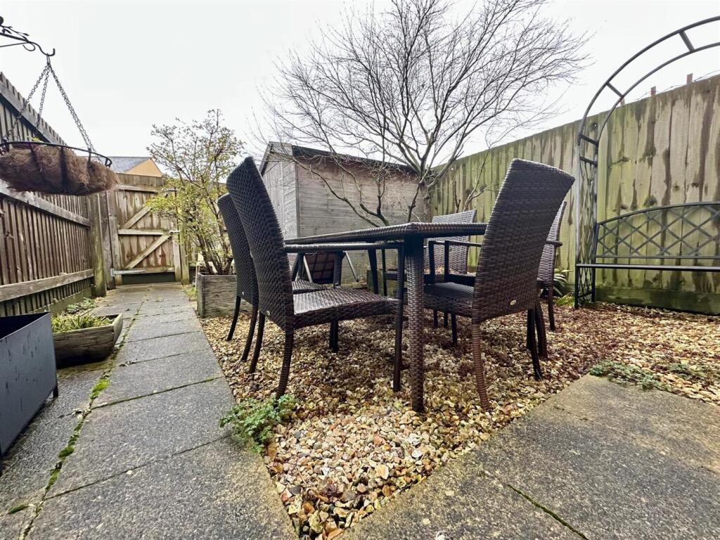 Additional property image - Longmead End, Cheddar