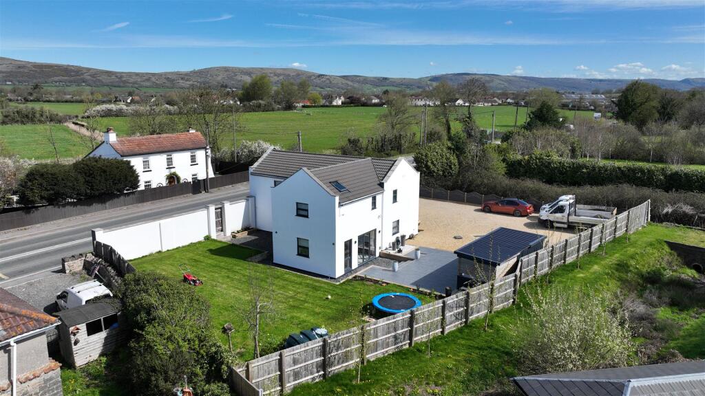 Main image of property: Tarnock, Axbridge