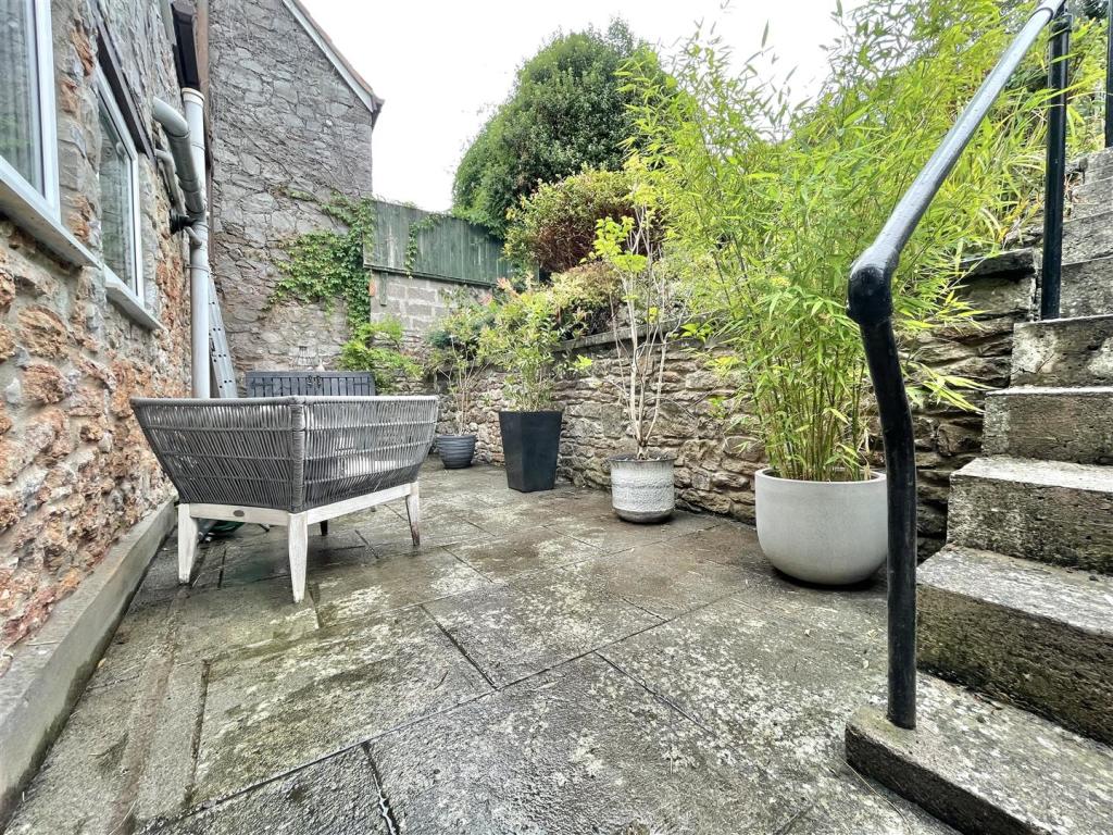 2 bedroom house for sale in Redcliffe Street, Cheddar, BS27