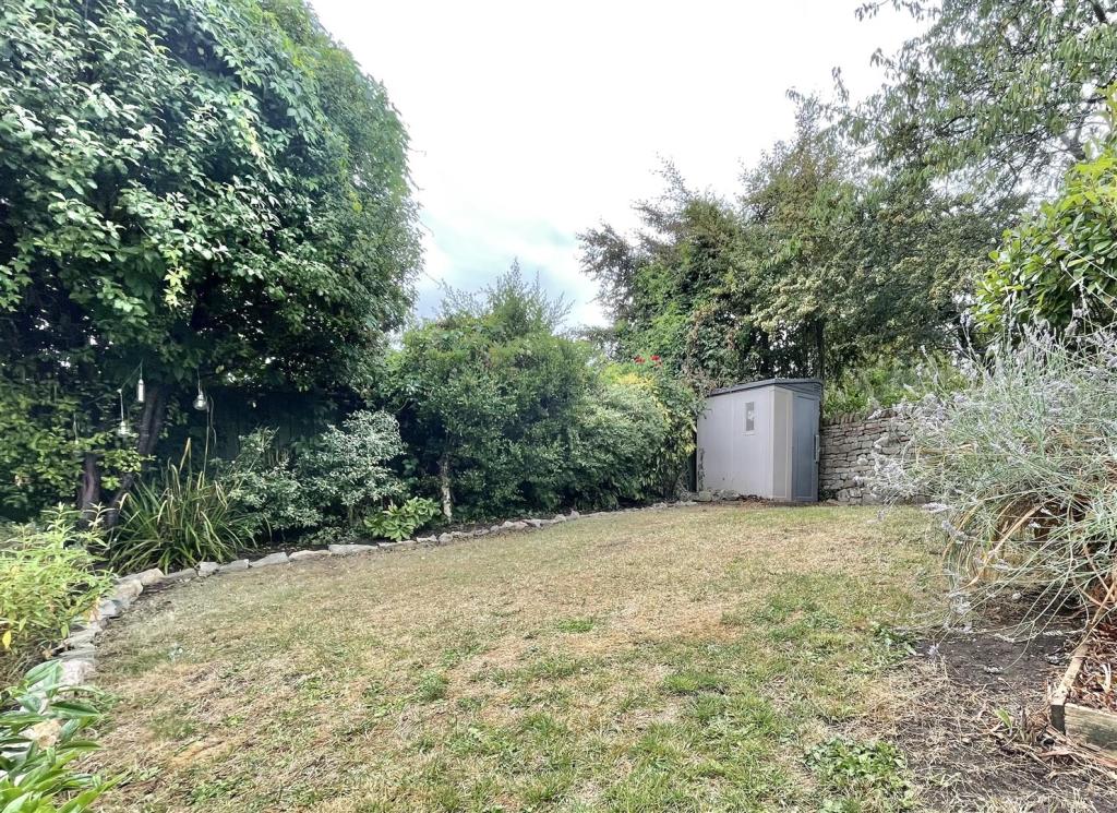 2 bedroom house for sale in Redcliffe Street, Cheddar, BS27