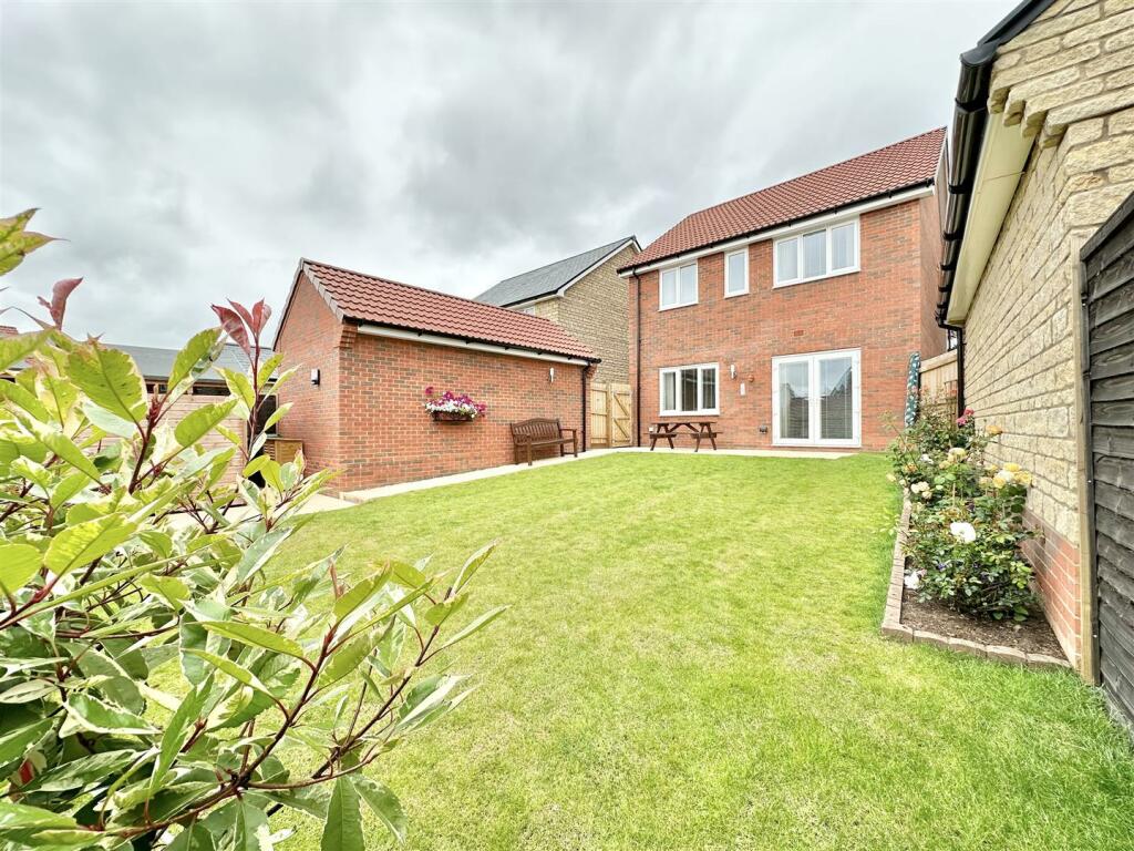 Additional property image - Goosander Grove, Cheddar