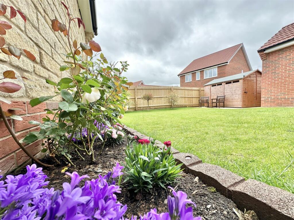 Additional property image - Goosander Grove, Cheddar