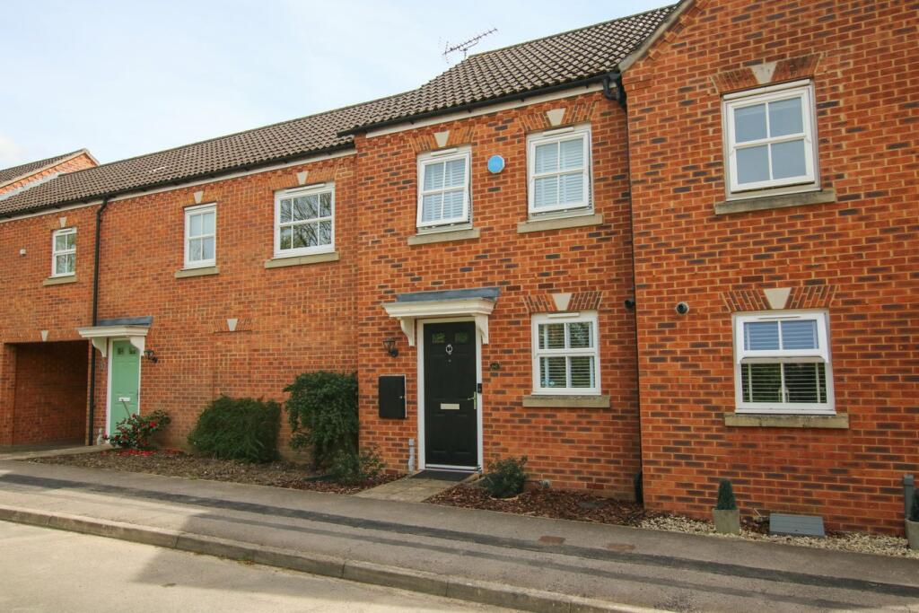 2 bedroom terraced house for sale in Dowles Green, Wokingham, RG40