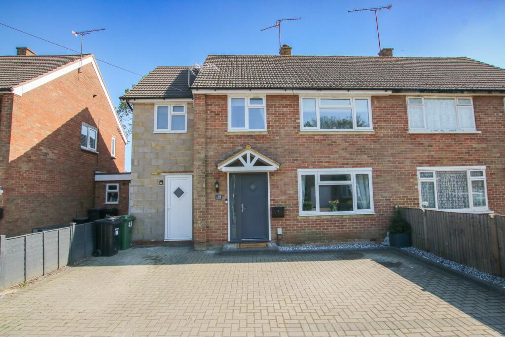 Main image of property: Waterloo Crescent, Wokingham, RG40