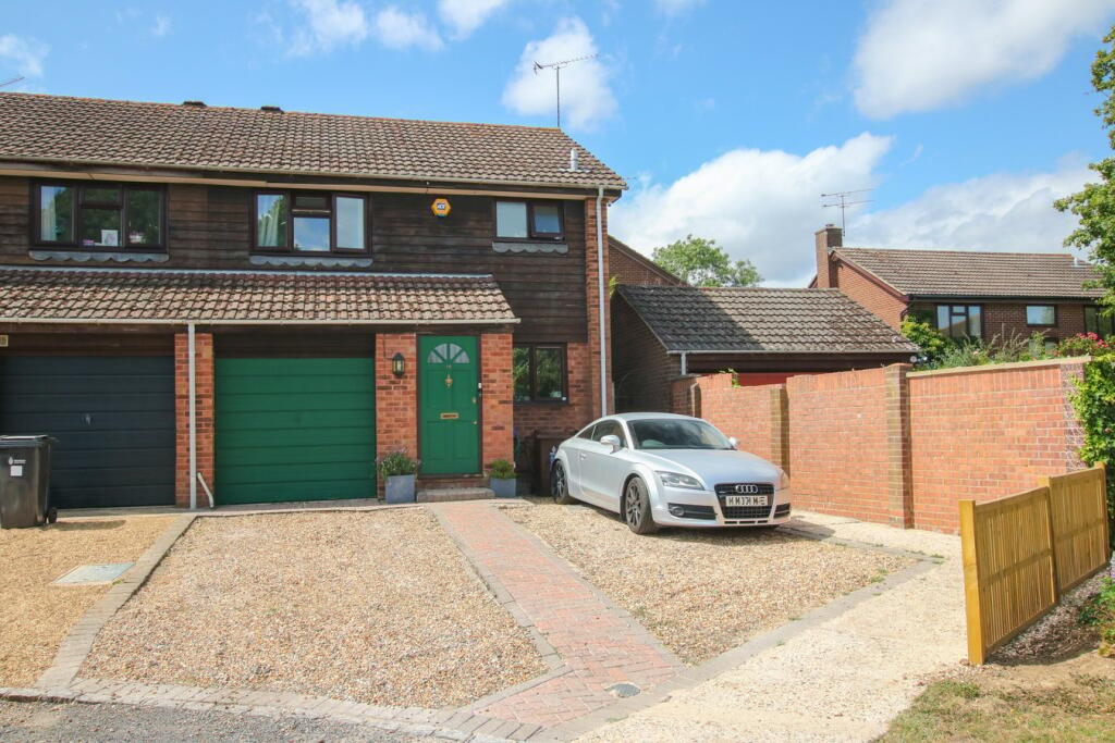 Main image of property: Agincourt Close, Wokingham, RG41